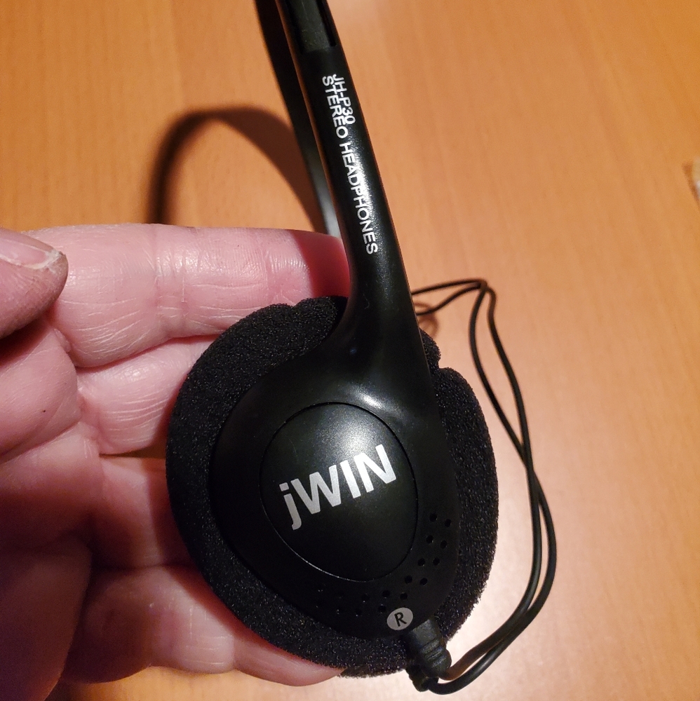 JWin  JH-P30 Headphones  Vintage